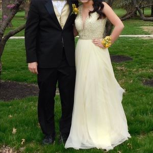 Yellow Sherri Hill Prom Dress